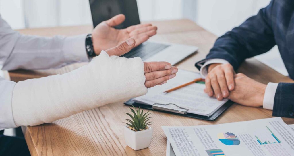 Benefits of West Palm Beach Personal Injury Attorney | Call (561) 684-6330