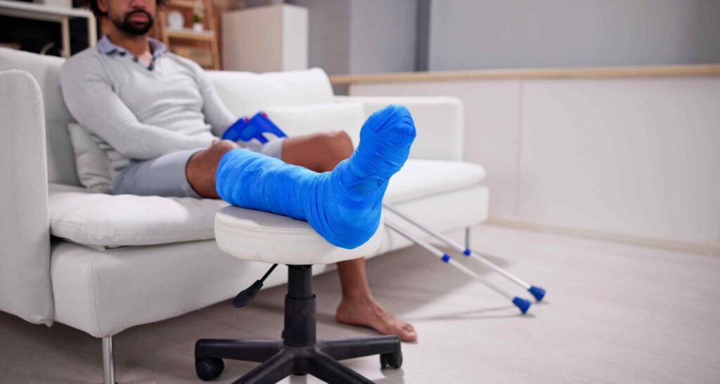 When to Hire a Personal Injury Lawyer - West Palm Beach, FL - Call 561-684-6330